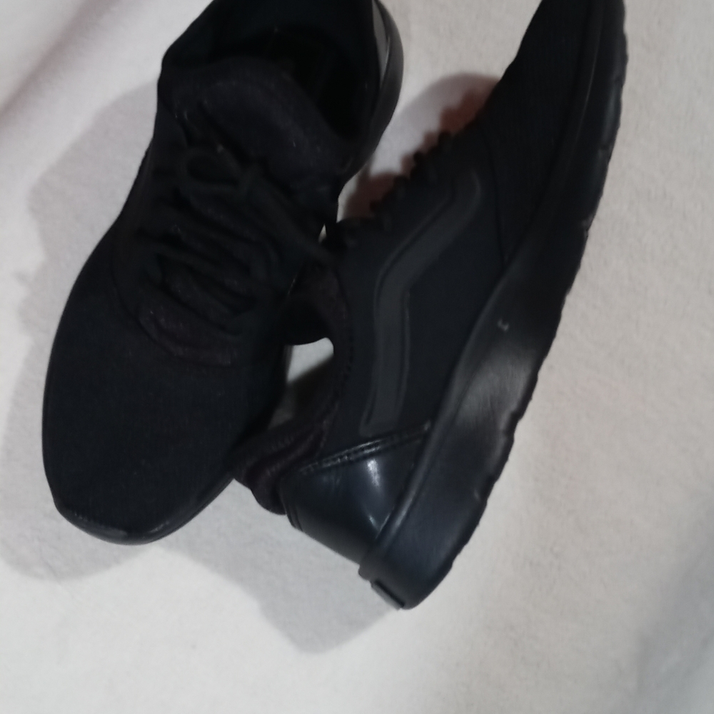 "VANS" WOMEN'S SHOES